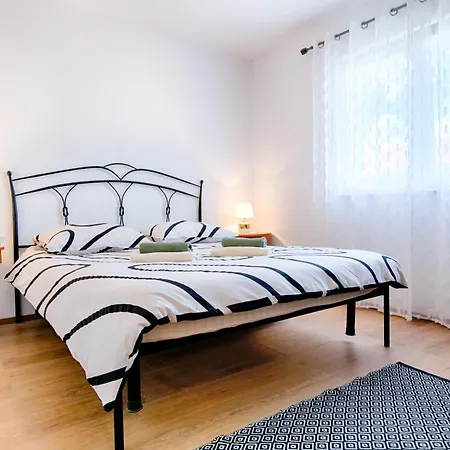 Apartman Kut Vis